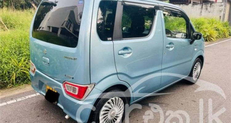 SUZUKI WAGON R FX 2017