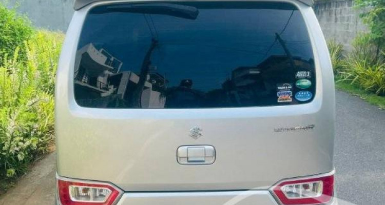 SUZUKI WAGON R 2017