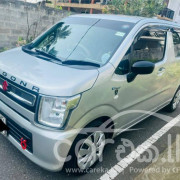 SUZUKI WAGON R 2017