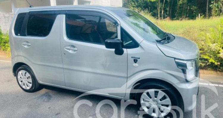 SUZUKI WAGON R 2017