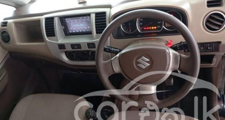 SUZUKI ESTILO 2011