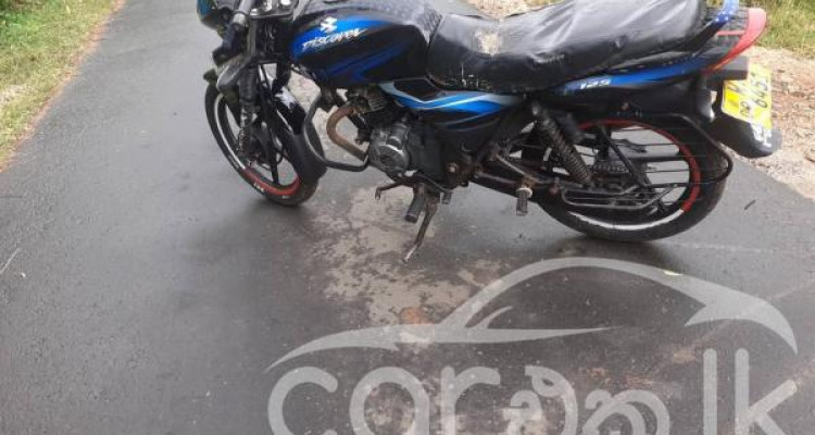 BAJAJ DISCOVER 2010