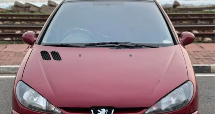 PEUGEOT 206 2002
