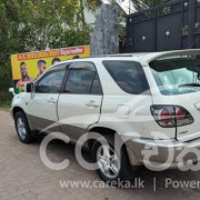 TOYOTA HARRIER 2001
