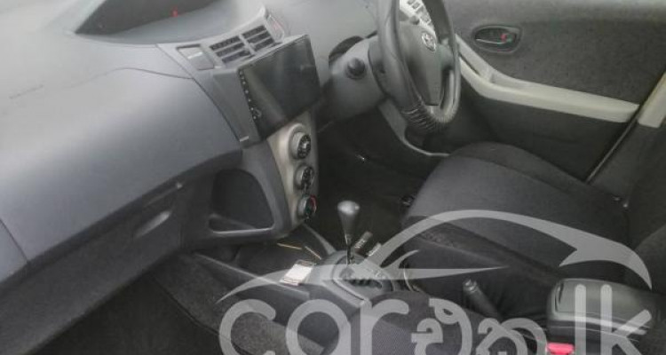 TOYOTA VITZ 2007