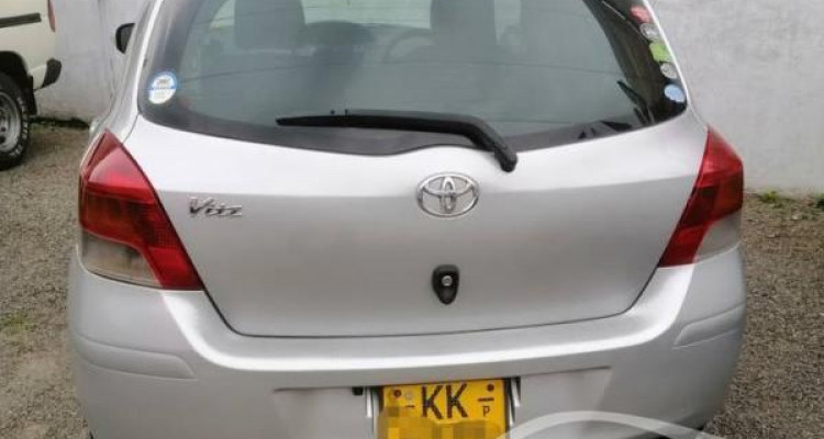 TOYOTA VITZ 2007