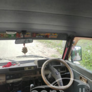 MITSUBISHI DELICA 1983