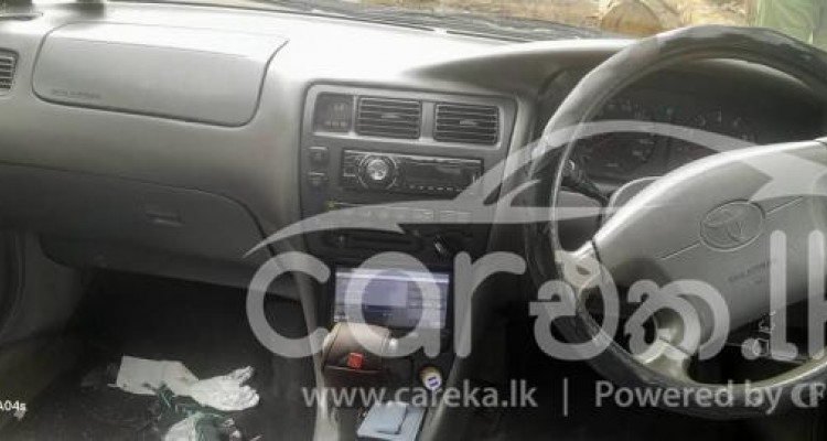 TOYOTA COROLLA 1998