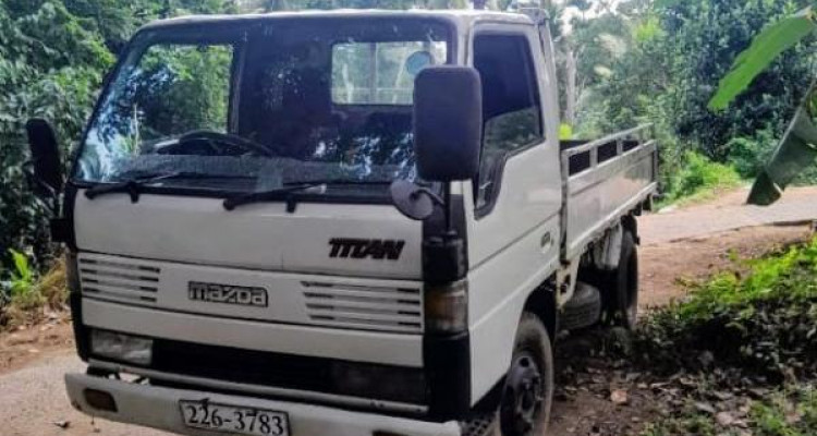 MAZDA TITAN 1995