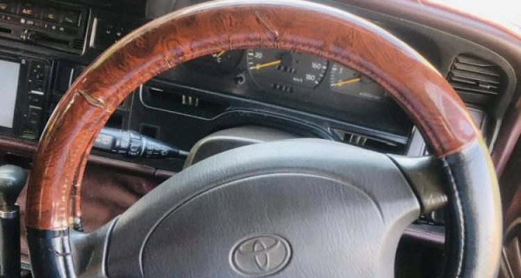 TOYOTA HIACE 1994