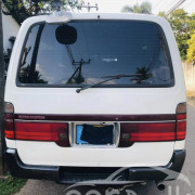TOYOTA HIACE 1994
