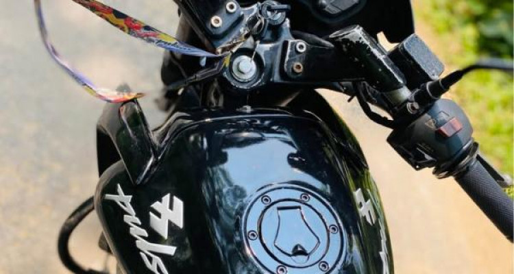 BAJAJ PULSAR 135 2012