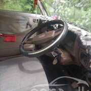 TOYOTA HIACE LH30 1985