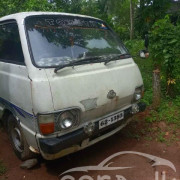 TOYOTA HIACE LH30 1985