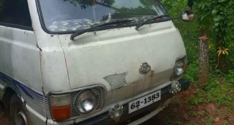 TOYOTA HIACE LH30 1985