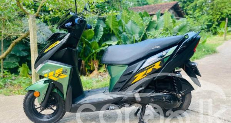 YAMAHA ZR 2018
