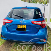 TOYOTA VITZ 2017