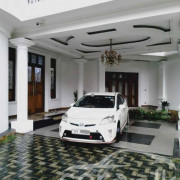 TOYOTA PRIUS 2013