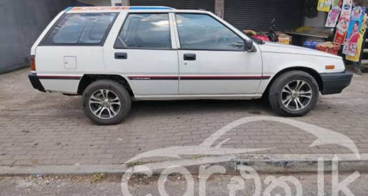 MITSUBISHI LANCER C12 1990