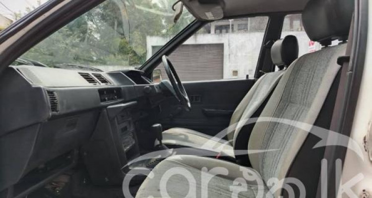 MITSUBISHI LANCER C12 1990