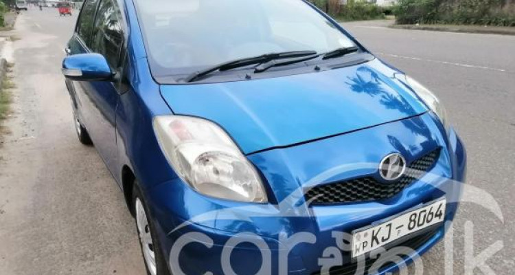 TOYOTA VITZ 2008