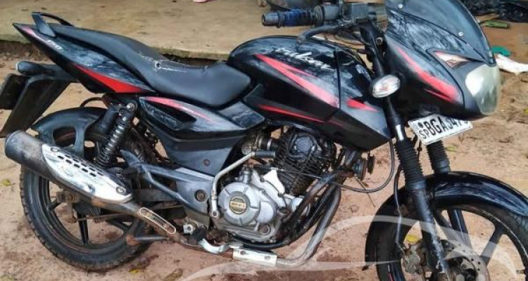 BAJAJ PULSAR 150 2017