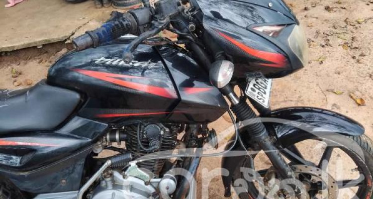 BAJAJ PULSAR 150 2017