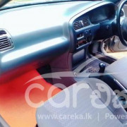 MAZDA FAMILIA 1996