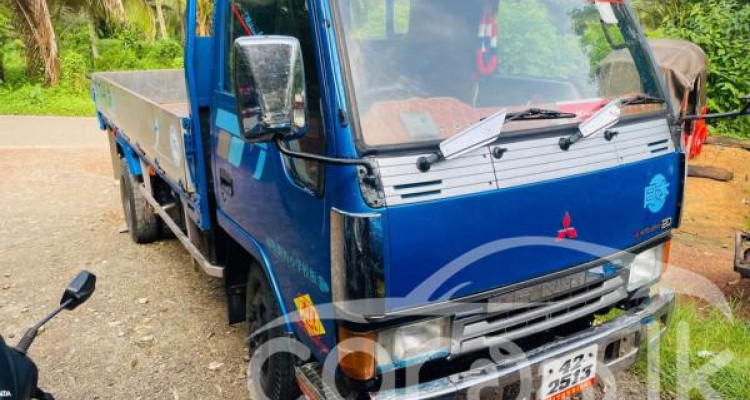 MITSUBISHI CANTER 1984