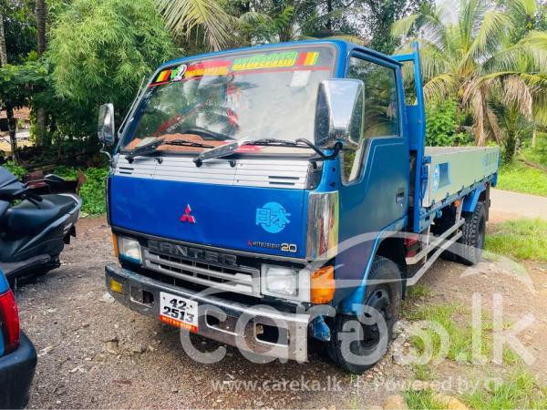 MITSUBISHI CANTER 1984