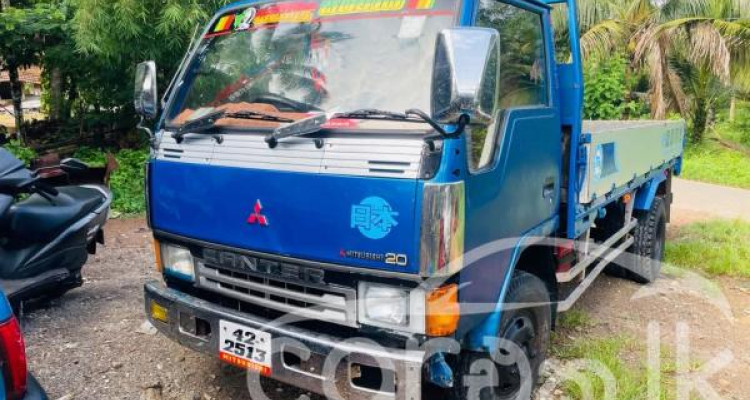 MITSUBISHI CANTER 1984