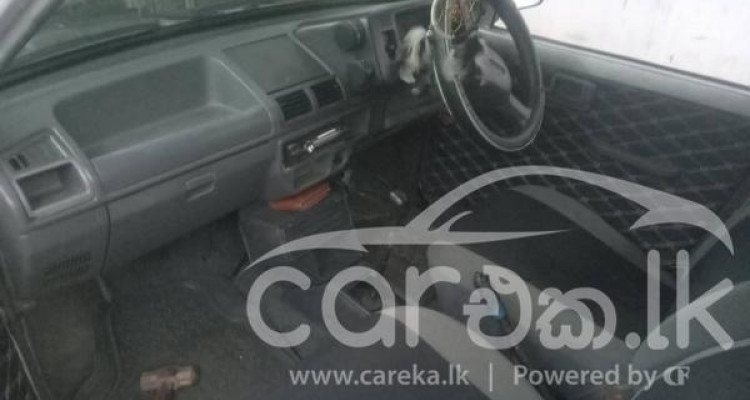 SUZUKI MARUTI 800 2005