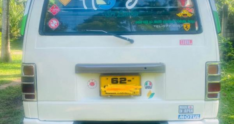 NISSAN CARAVAN 1991