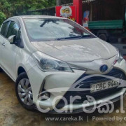 TOYOTA VITZ 2018
