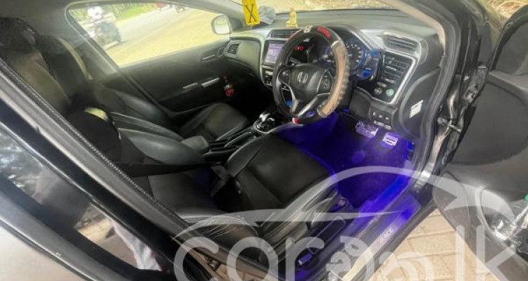 HONDA GRACE 2015