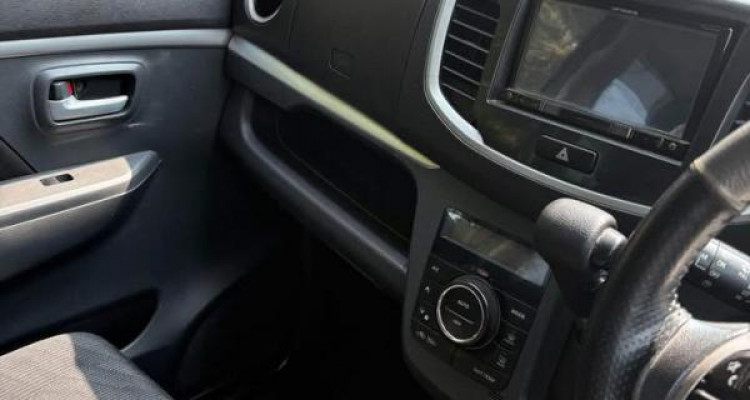 SUZUKI WAGON R 2016