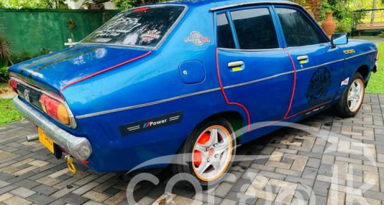 NISSAN SUNNY B12 1977