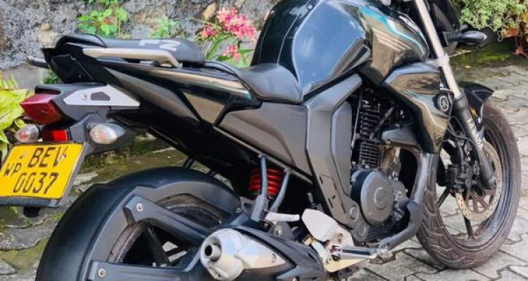 YAMAHA FZ V2 2017