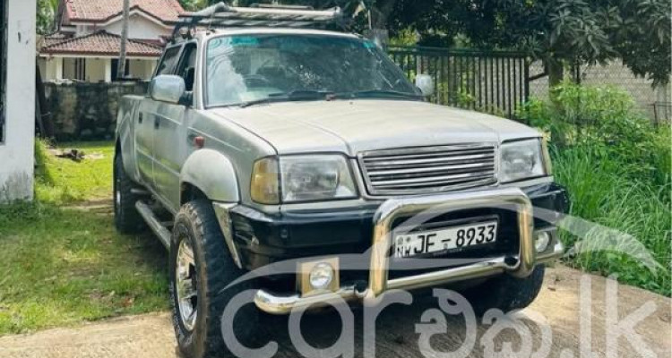 TATA 207 2004