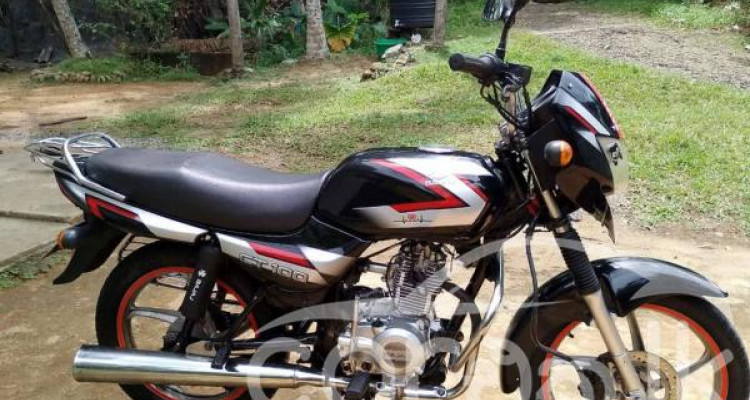 BAJAJ CT100 2013