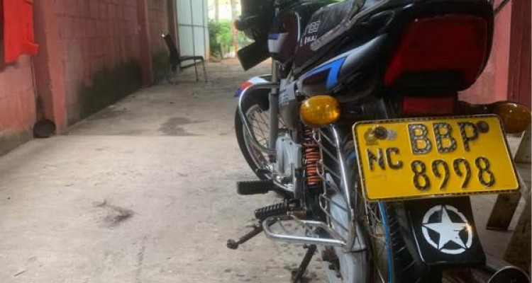 BAJAJ CT100 2014