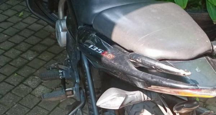 BAJAJ PULSAR 135 2011
