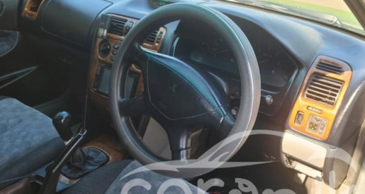 MITSUBISHI GALANT 1998