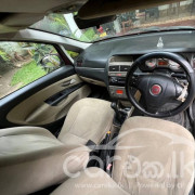 FIAT LINEA 2011