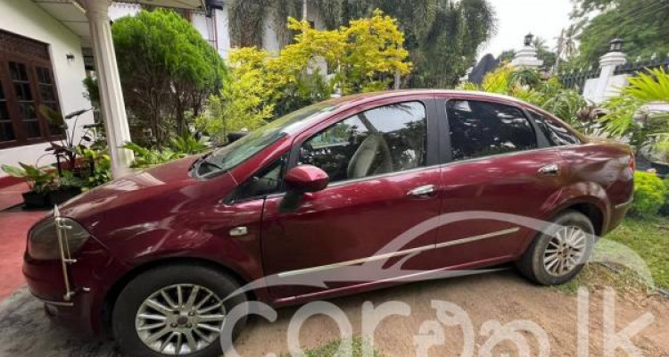 FIAT LINEA 2011