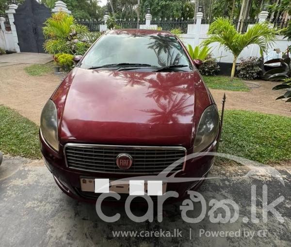 FIAT LINEA 2011