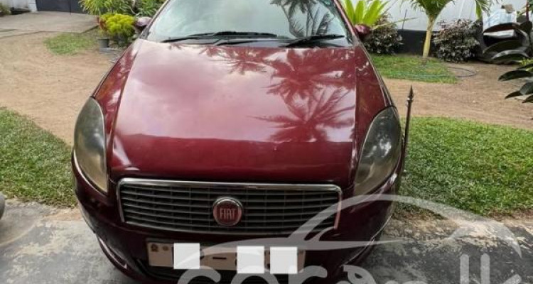 FIAT LINEA 2011