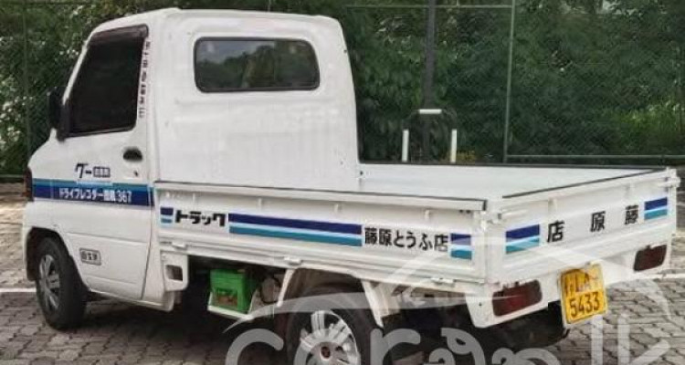 MITSUBISHI MINICAB 2001