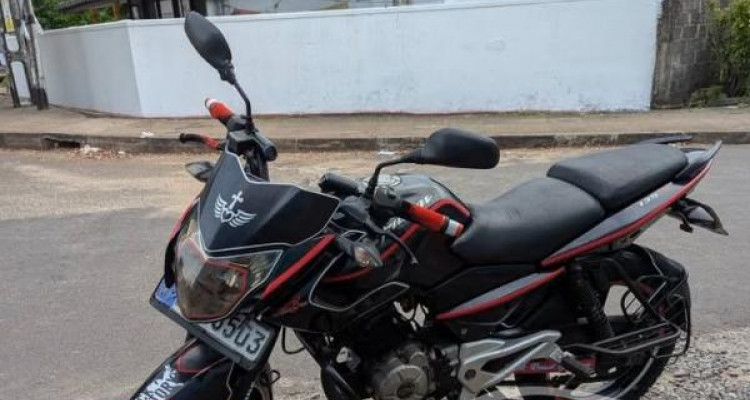 BAJAJ PULSAR 135 2015