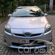 TOYOTA PRIUS 2011